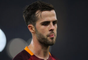 ROME, ITALY - DECEMBER 09: Miralem Pjanic of AS Roma looks on during the UEFA Champions League group E match between AS Roma and FC BATE Borisov on December 9, 2015 in Rome, Italy. (Photo by Paolo Bruno/Getty Images)