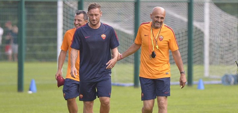 Spalletti strattona Totti per dribblare il futuro Roma ...